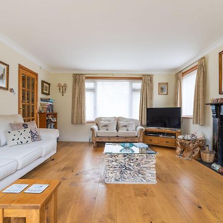 High Quality Detached House With Parking St. Ives Βίλα Εξωτερικό φωτογραφία