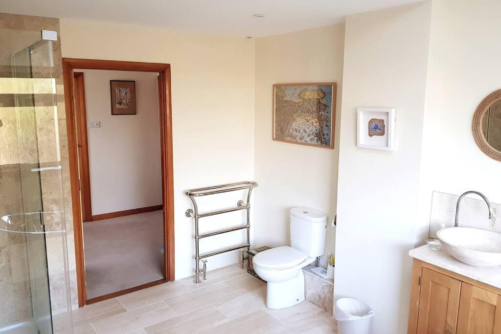 High Quality Detached House With Parking St. Ives Βίλα Εξωτερικό φωτογραφία