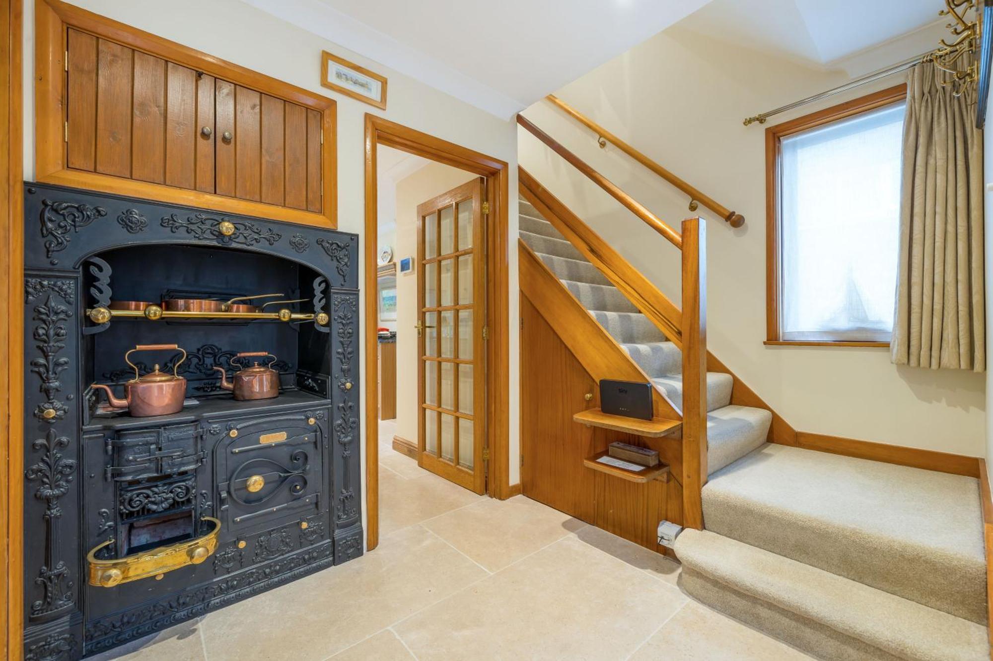 High Quality Detached House With Parking St. Ives Βίλα Εξωτερικό φωτογραφία